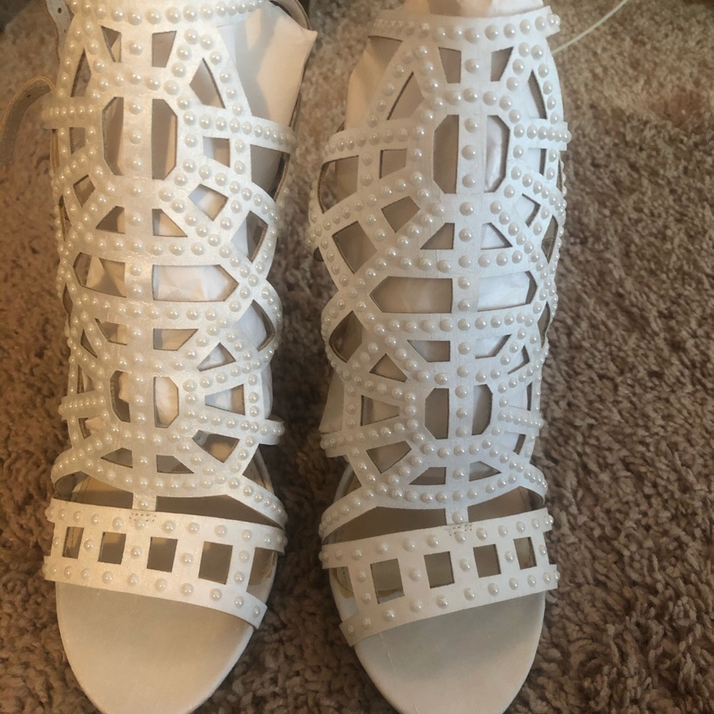 White heels with pearls